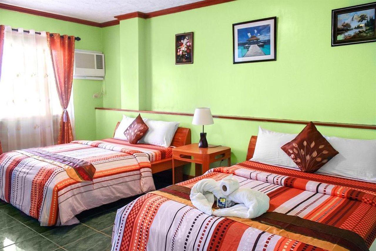 Blue Corals Beach Resort Малапаскуа Айлънд Екстериор снимка