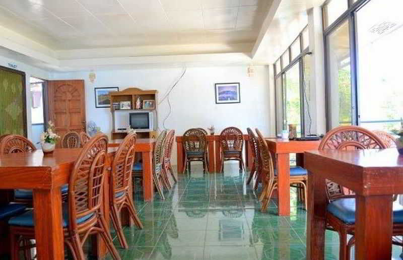 Blue Corals Beach Resort Малапаскуа Айлънд Екстериор снимка