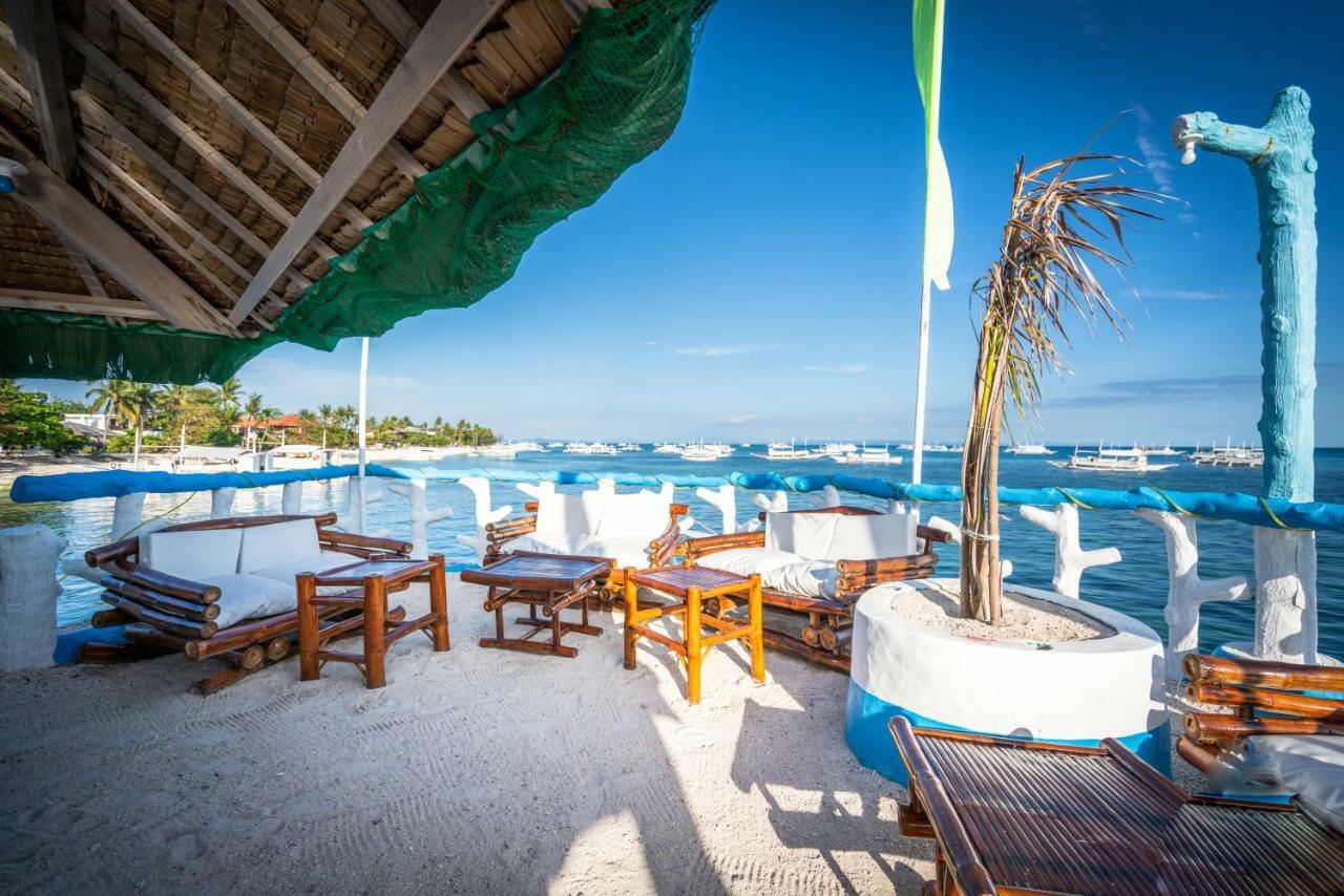 Blue Corals Beach Resort Малапаскуа Айлънд Екстериор снимка